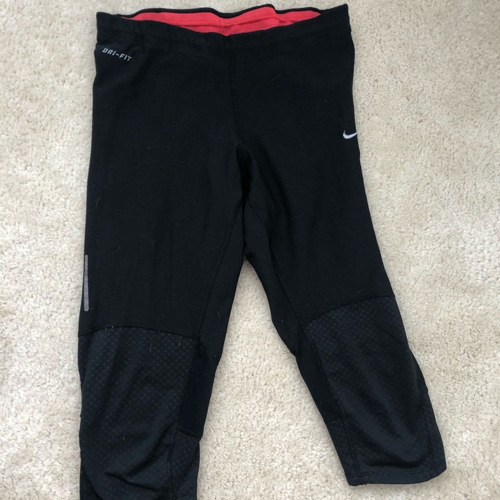 Nike capri leggings